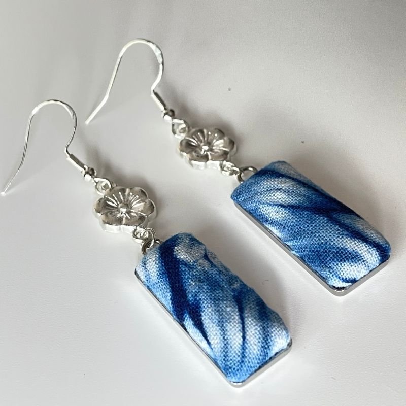 Handmade Miao Batik Earrings With Earrings - Handmade