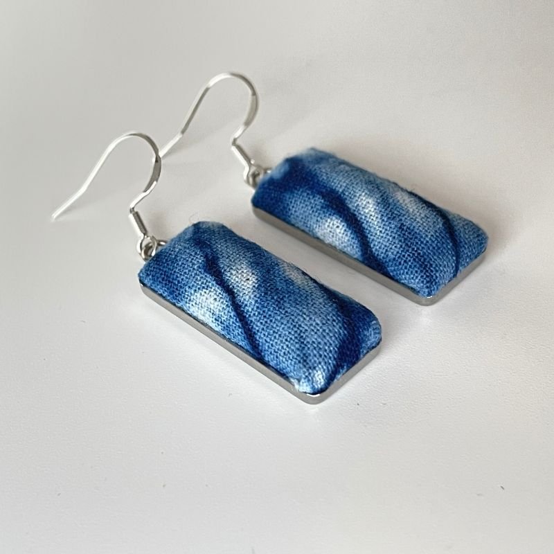 Handmade Miao Batik Earrings With Earrings - Handmade