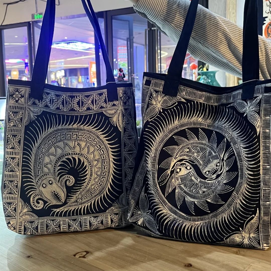 Miao Batik Totebag - Runystore